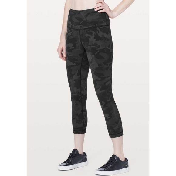 Lululemon Wunder Under Crop Hi-Rise Full On Luon 21" Camo - Picture 1 of 6
